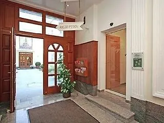 Fleger Appartements Vienna Apartment